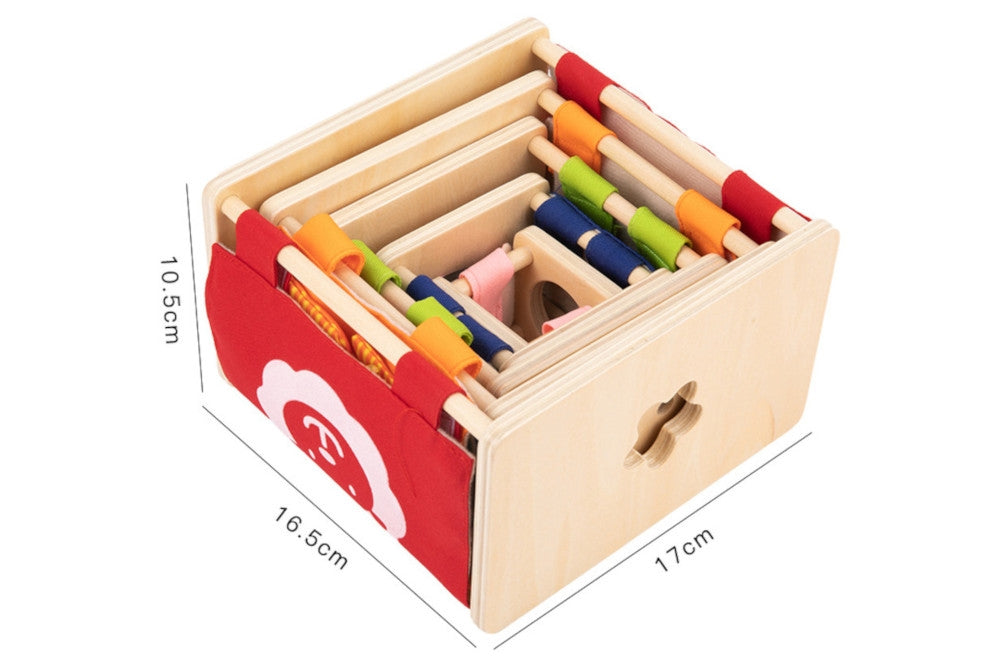 Five busy cubes nested into one another. The red outer cube measures 17 cm x 16.5 cm x 10.5 cm.