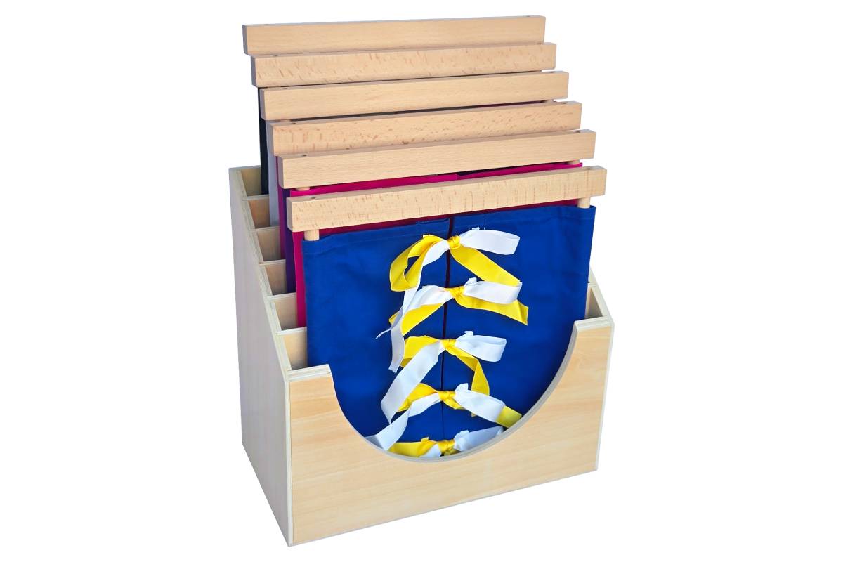 6 Dressing Frames with Stand