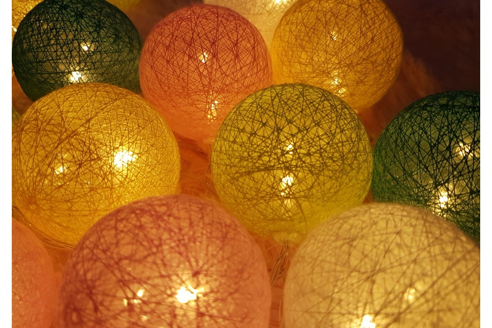 20 LED Cotton Ball String Lights